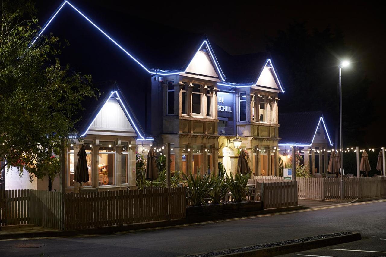 The Churchill By Greene King Inns Royal Wootton Bassett Buitenkant foto